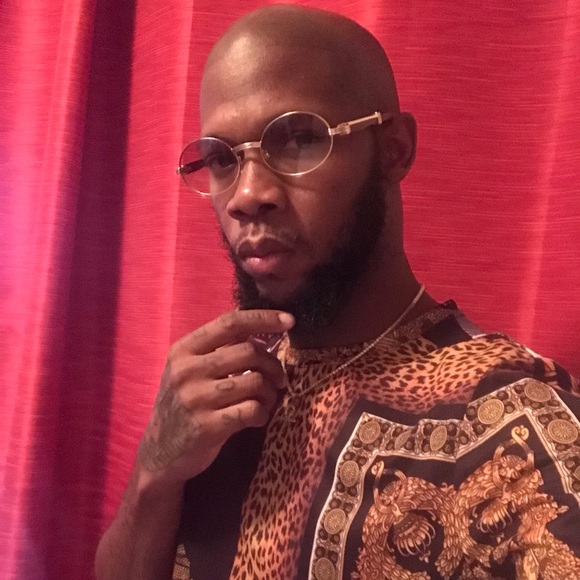 Meet your Posher, T - Picture 5 of 5